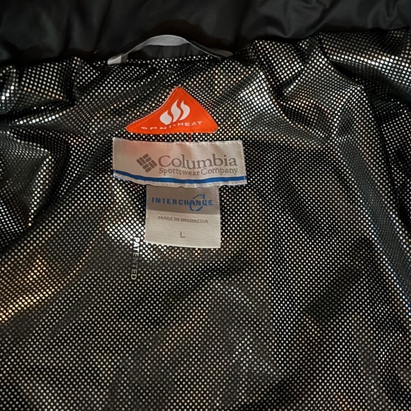 Columbia Omni Heat Women's Ski Shell & Inner Jacket, Dark Gray, Large, worn once - Picture 5 of 6